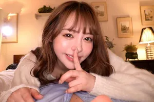 Em thư ký bị quản lý chuốc thuốc kích dục thì làm sao mà ngủ được